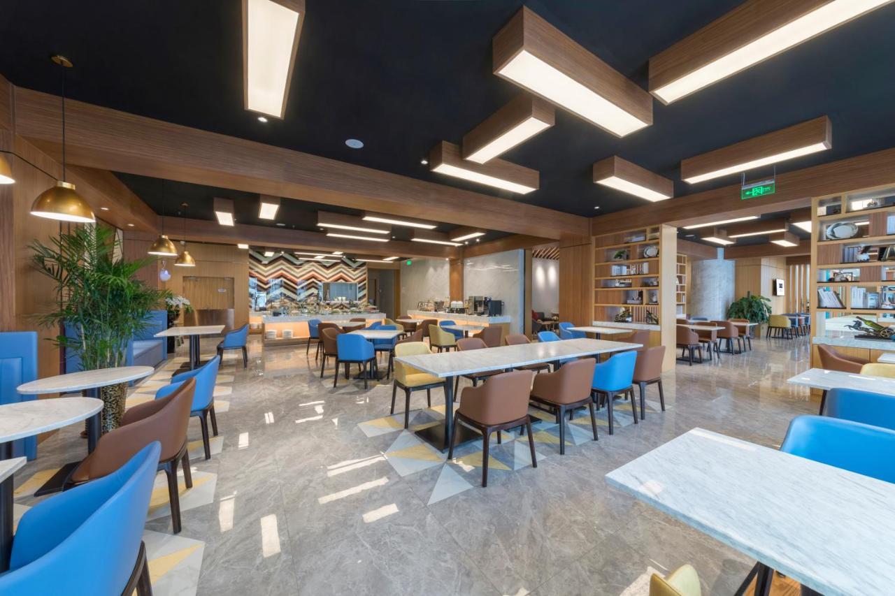 Holiday Inn Express Qingdao Chengyang Central By Ihg Buitenkant foto