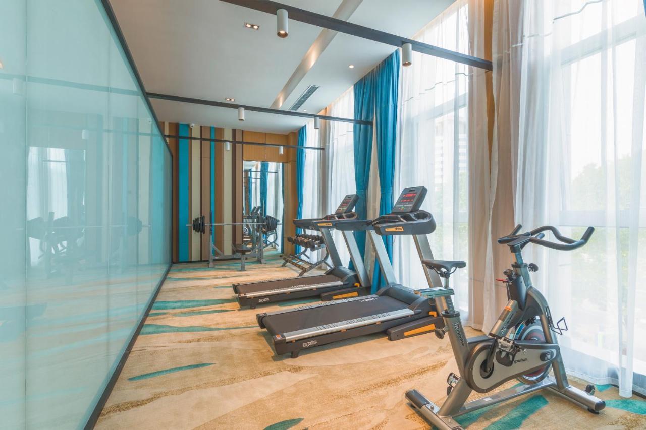 Holiday Inn Express Qingdao Chengyang Central By Ihg Buitenkant foto
