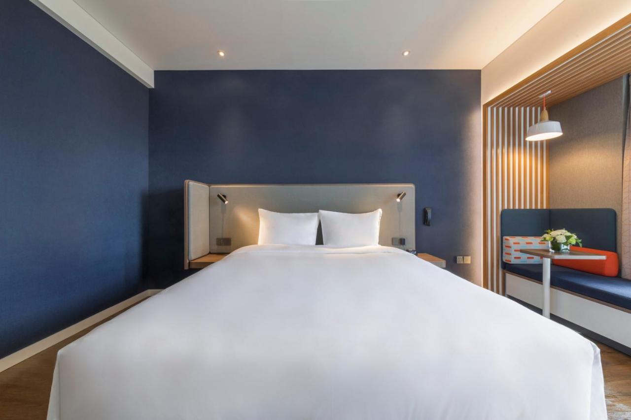 Holiday Inn Express Qingdao Chengyang Central By Ihg Buitenkant foto