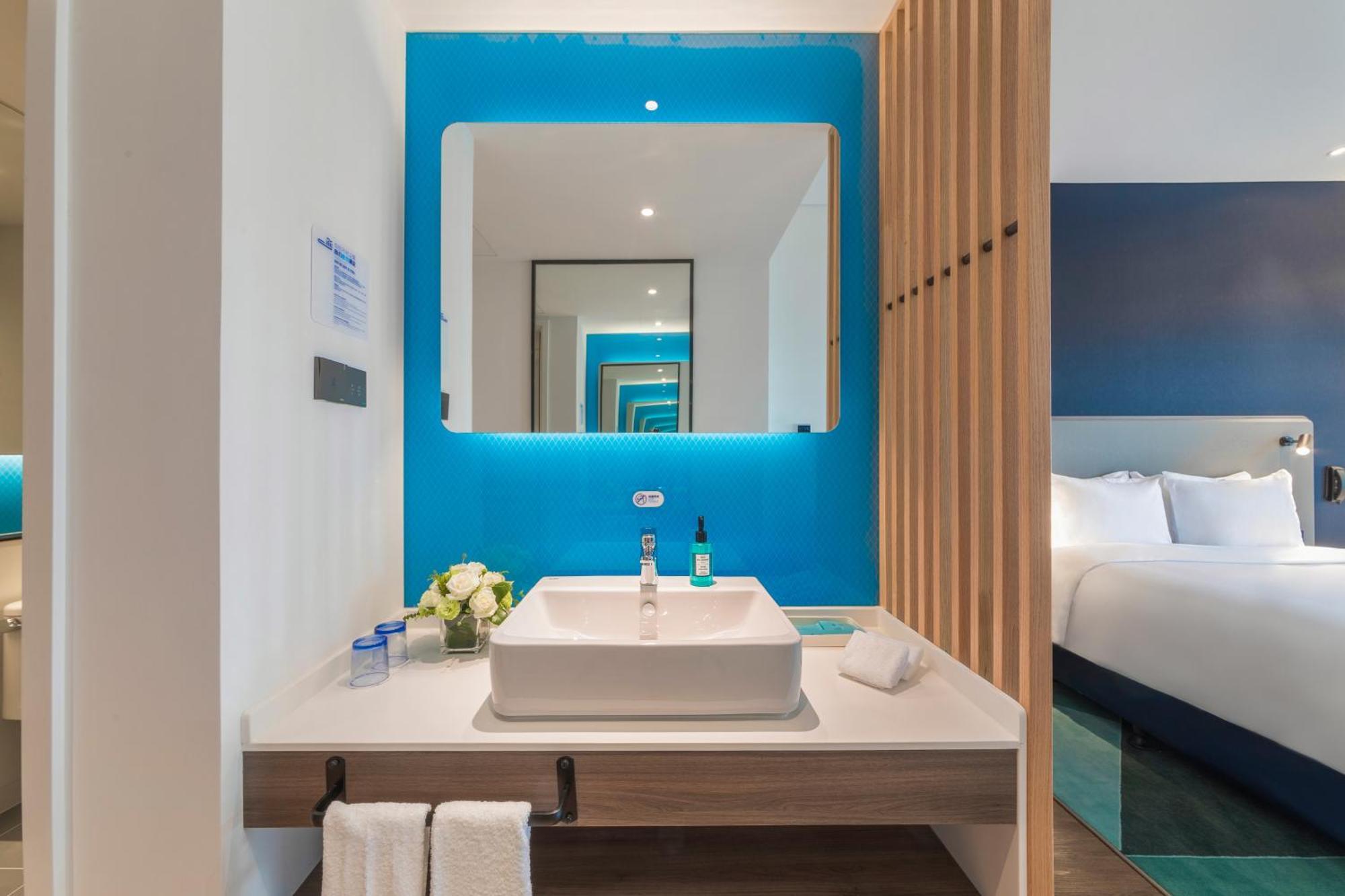 Holiday Inn Express Qingdao Chengyang Central By Ihg Buitenkant foto