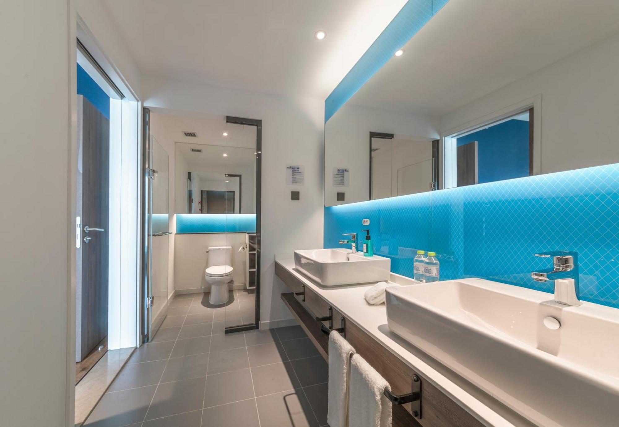 Holiday Inn Express Qingdao Chengyang Central By Ihg Buitenkant foto